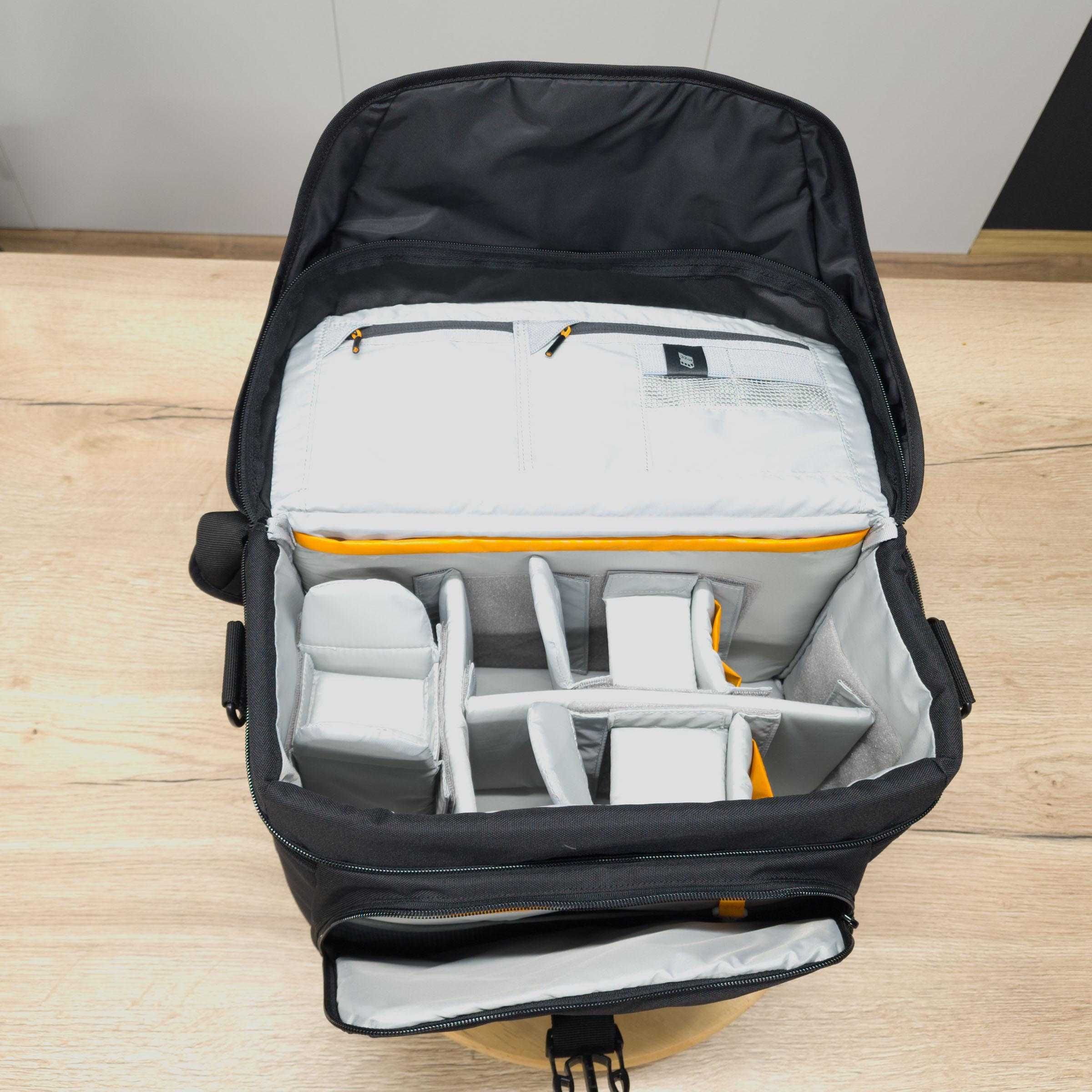 Geanta foto Lowepro Nova 200 AW II