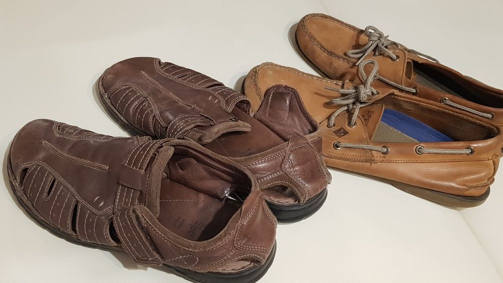 Vand incaltaminte folosita