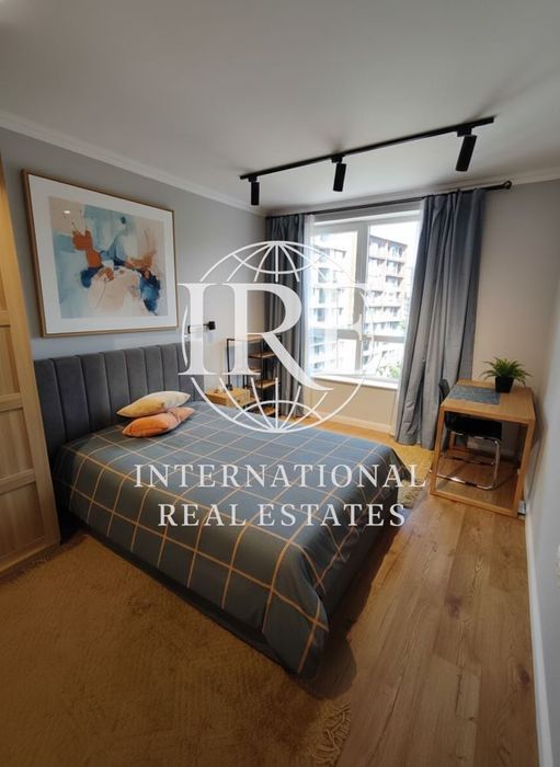 Продава се Тристаен апартамент в Варна, Бриз - 114 кв.м за 3422 €/кв.м - Снимка #6