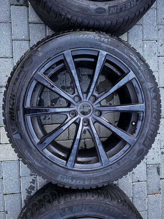 Jante+Caucucuri(MICHELIN)Porsche 275 45 R20