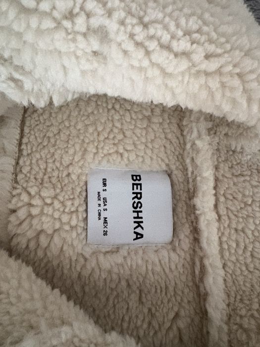 Пухкаво яке bershka