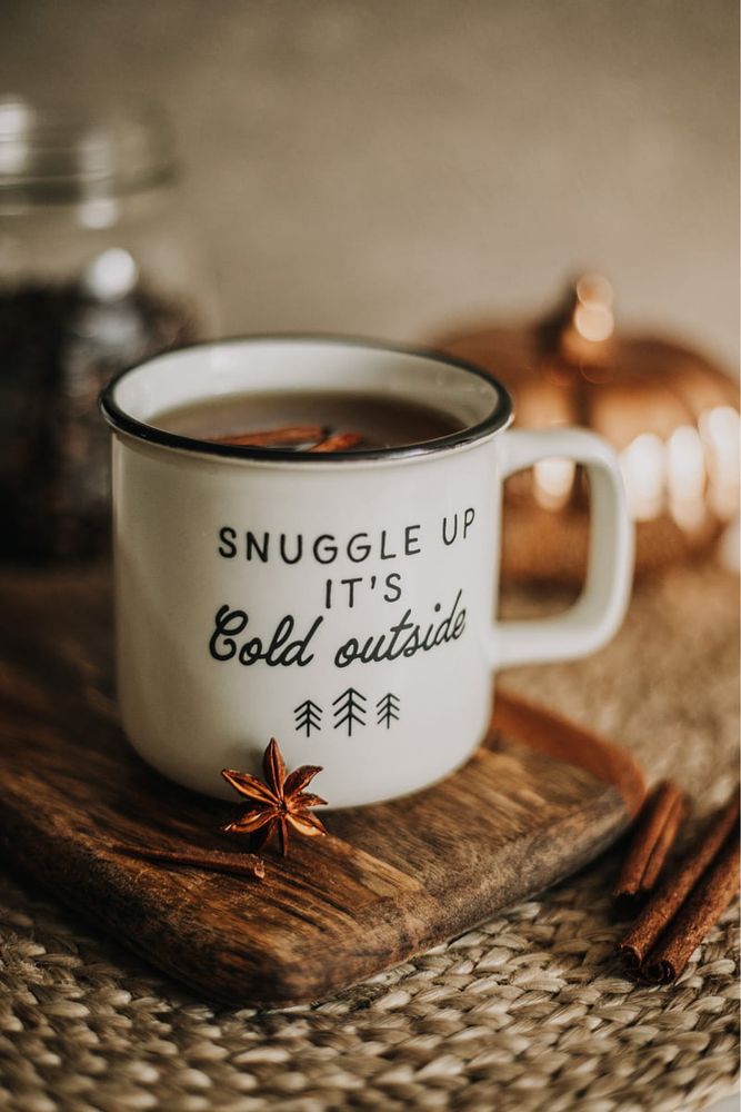 Cana alba cafea din ceramica H&M Snuggle up it’s cold outside