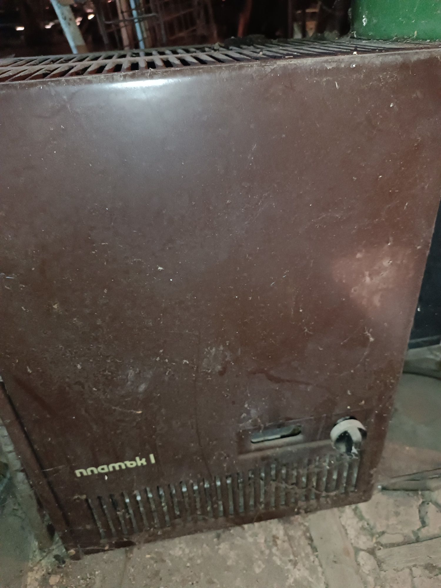 Продава се газова печка "Пламък"