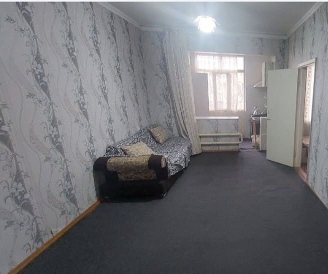 Продаётся 2/2/4 на мв.Феруза