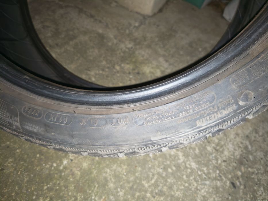 Cauciucuri iarna 245 40 19 Michelin Alpin 5