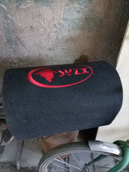 Продам сабвуфер состояние нового