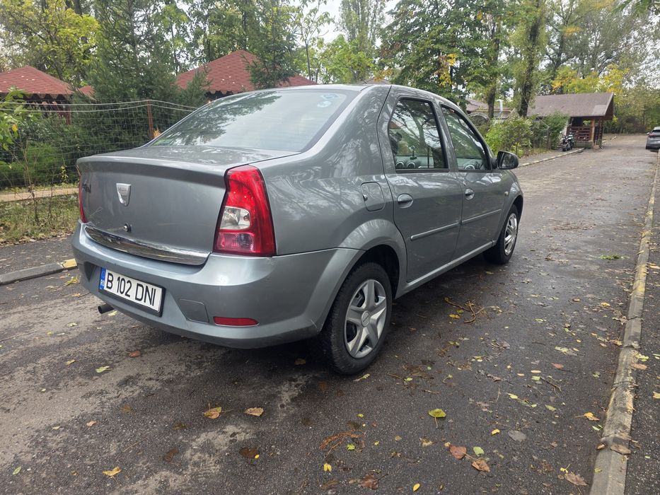 Vind Dacia Logan benzină cu gaz