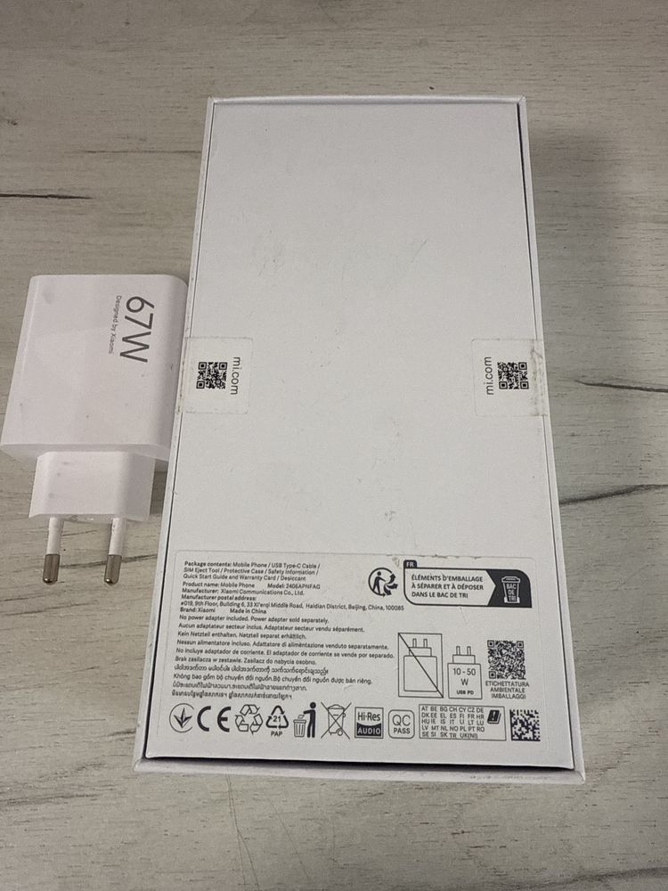 Xiaomi 14T 256G. 12G Ram Nou sigilat adaptor cadou