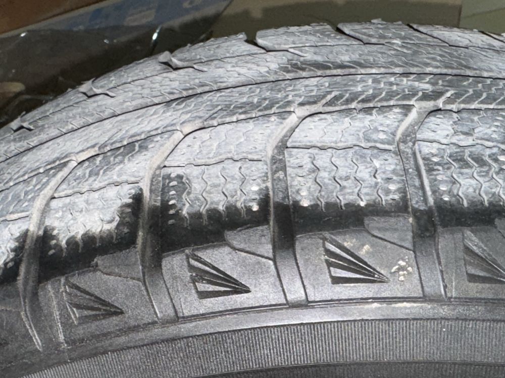 Зимние шины michelin 195/60 R15 gentra/lacetti