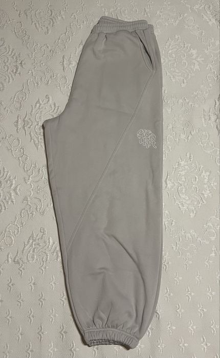 MERTRA Baggy Grey Joggers – като нови, носени 4-5 пъти, Л/L размер