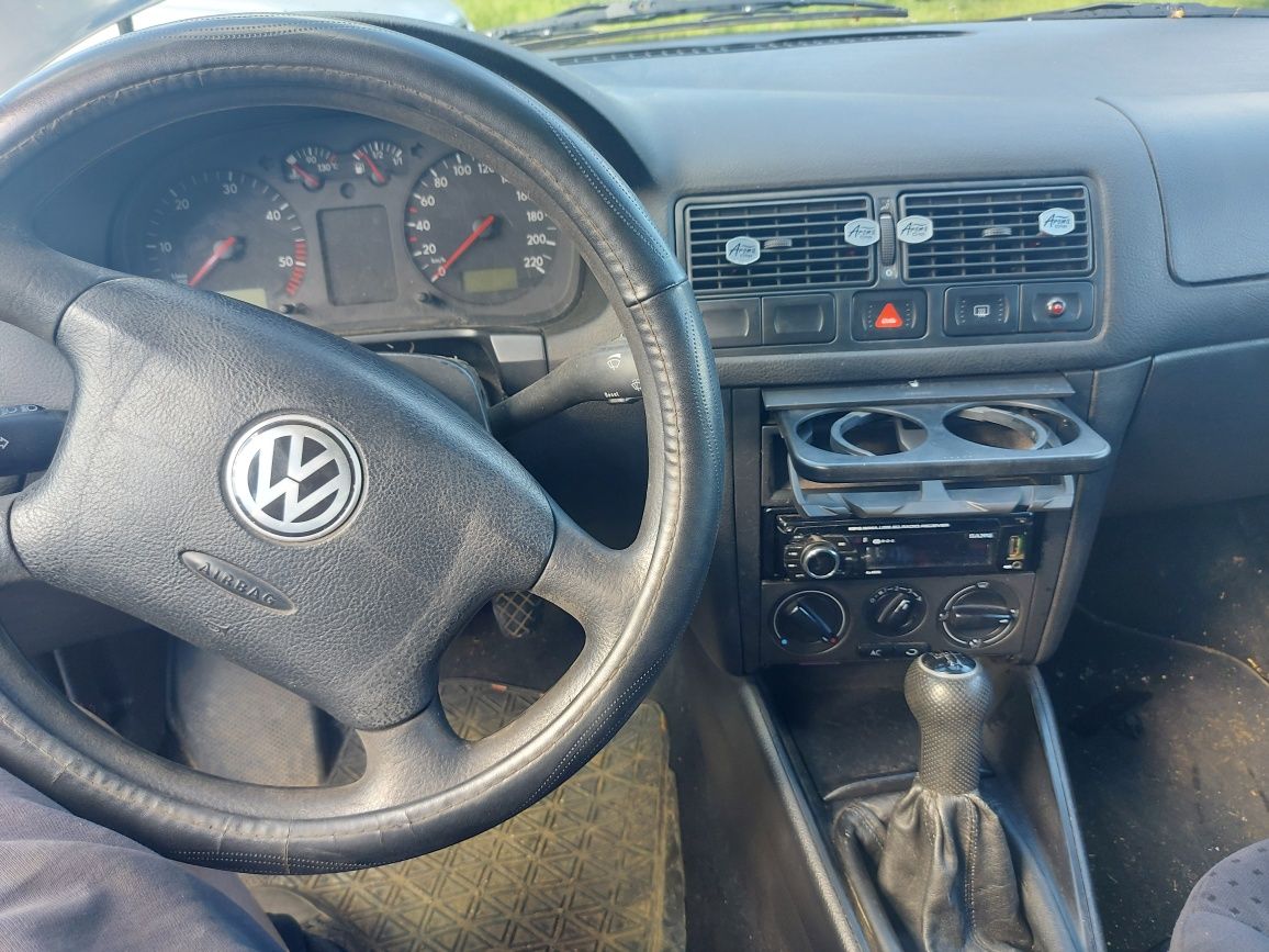 VW Golf 4 1.9 TDI 110кс на части!