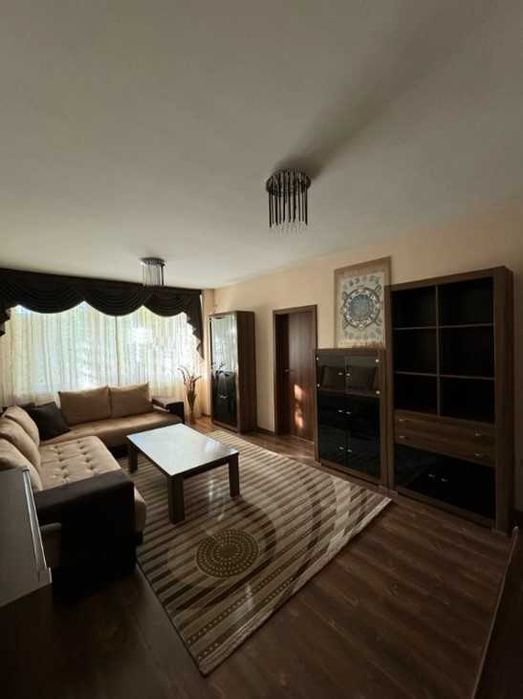 Дава се под наем Тристаен апартамент в София, Сухата река - 100 кв.м за 765 € - Снимка #1