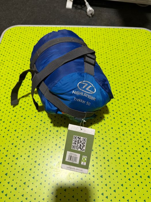 Vând sac de dormit Highlander Trekker 50 nou
