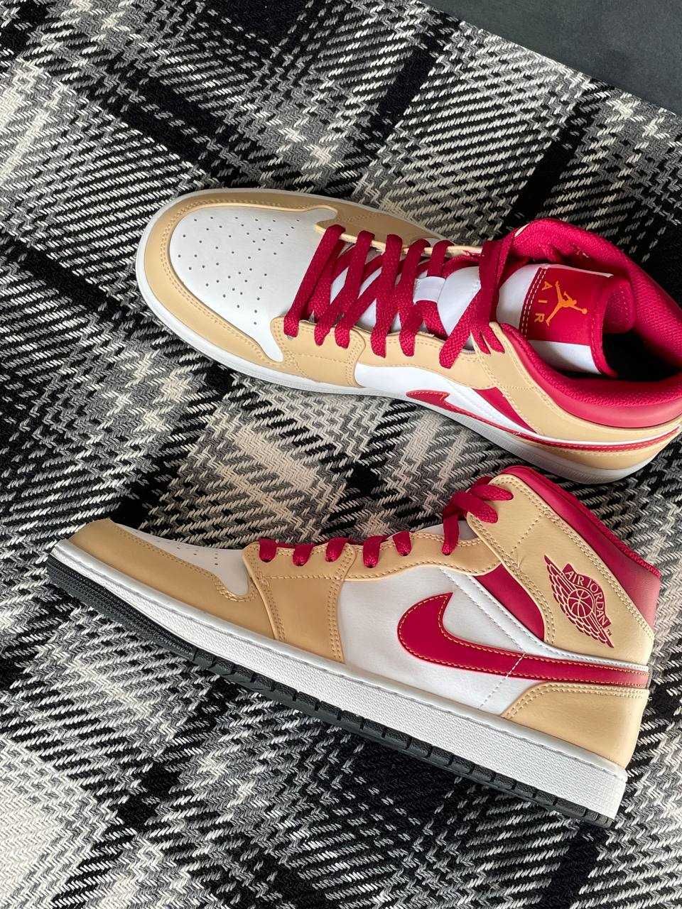 Кроссовки: AIR Jordan