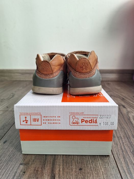 Обувки Biomecanics 22 номер