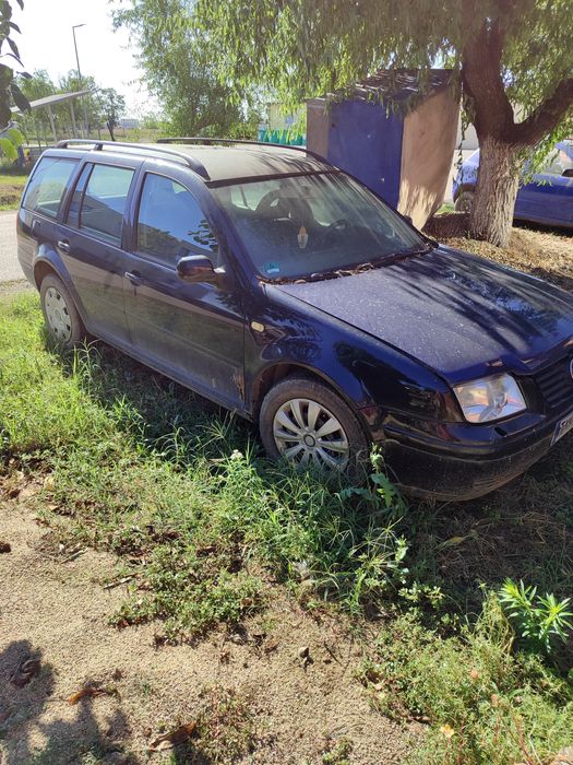 Vand masini Scoda Fabia si VW Bora