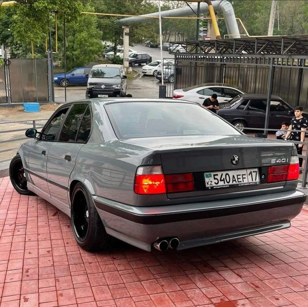 Bmw e34/ бампер е34/е39 бмв/бампер бмв/фара/м бампер/передний бампер е