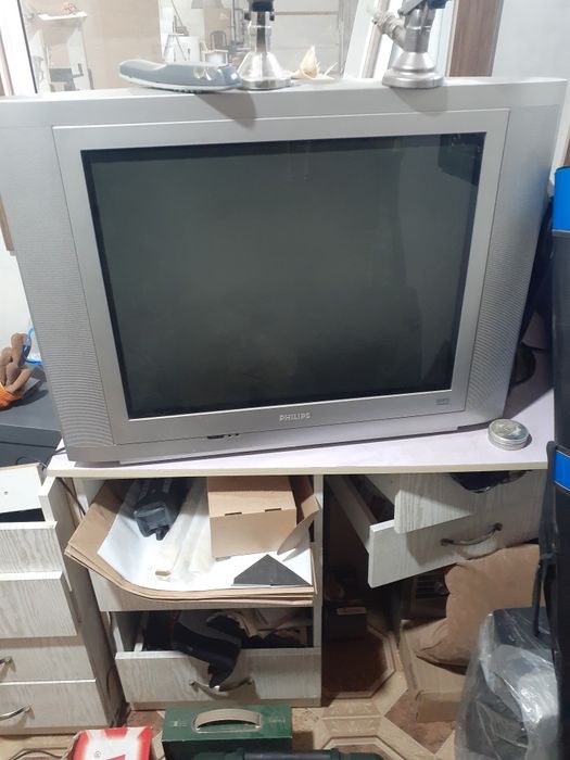 Продам телевизор