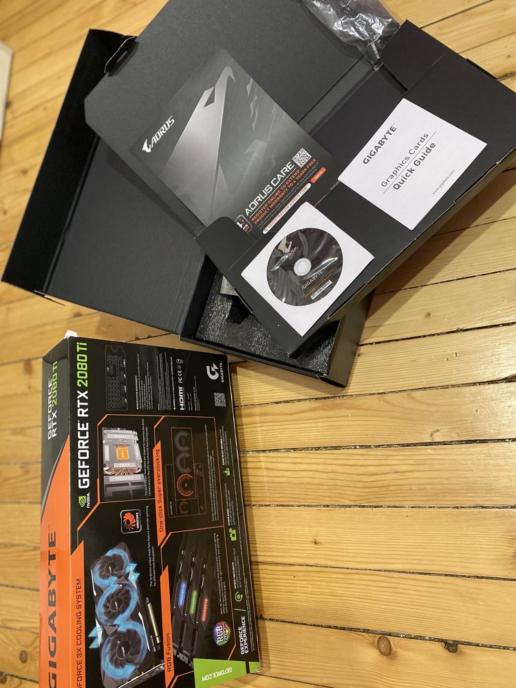 RTX 2080TI GIGABYTE 11GB oc 3x безупречна!
