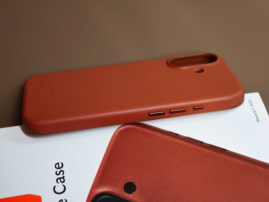 Husa piele naturala Bellroy pentru iPhone 17