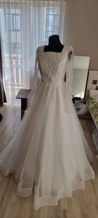 Булченска рокля 2024 г, ръчно изработена по поръчка