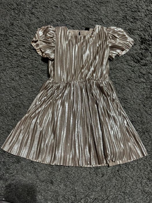 Rochie de ocazie fete mărimea 122 ca nouă