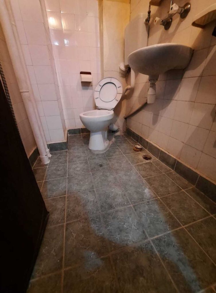 Продава се Двустаен апартамент в Пловдив, Кършияка - 47 кв.м за 1969 €/кв.м - Снимка #9