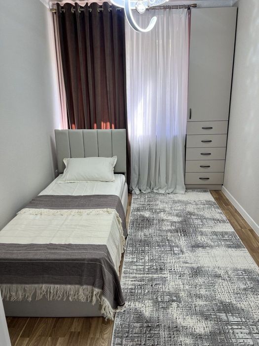 Продаётся 3 ком; 70м2 на Ц-5 ор-р: метро Абдулла Кадырий, Lacoste