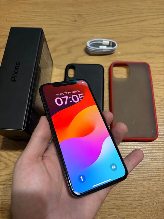 iPhone XS 64GB FullBox și huse cadou - PREȚ FIX!!!