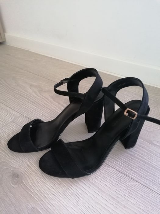 Sandale New Look marime 39