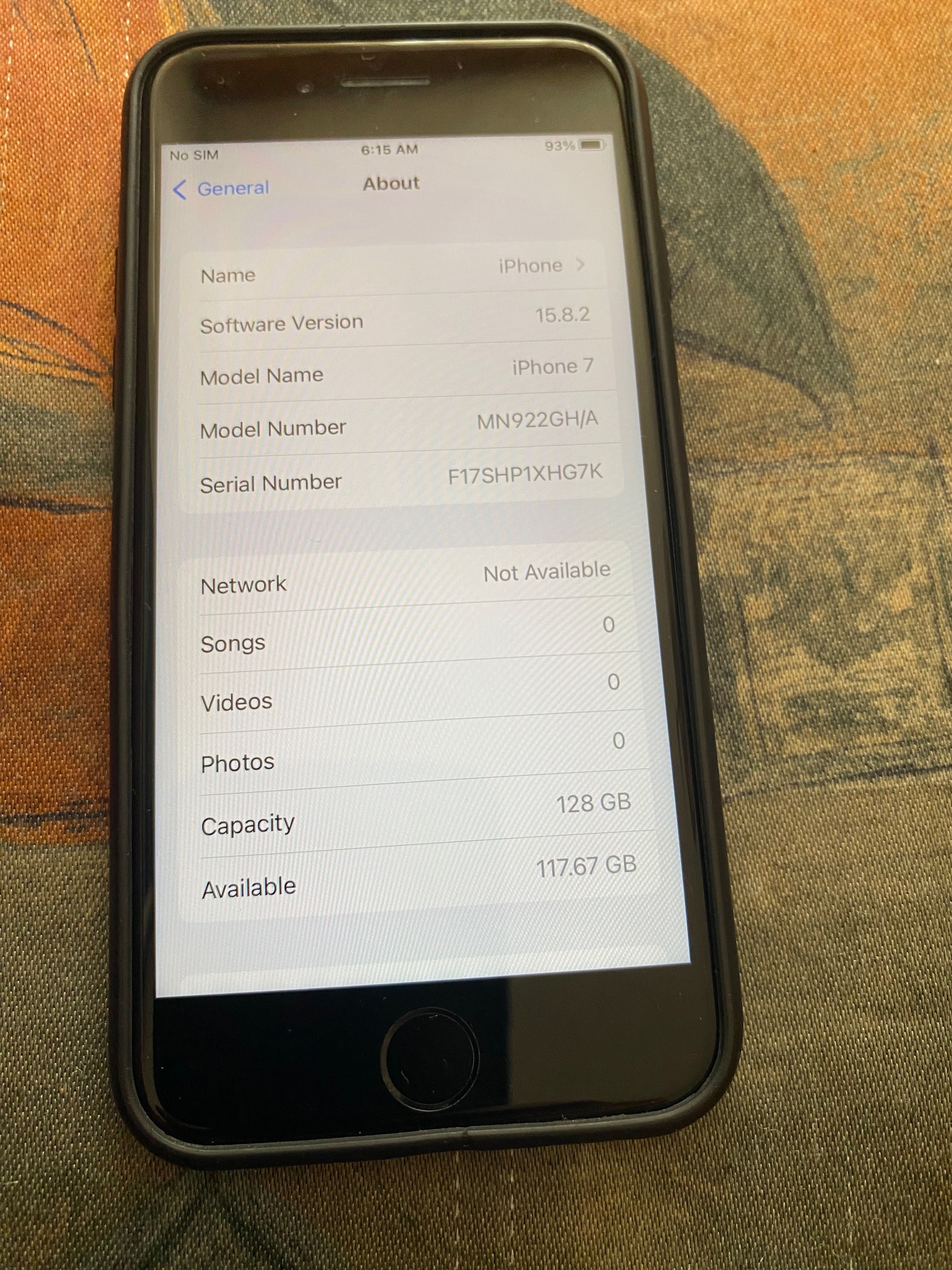 iPhone 7 -32 GB,модел:А 1660 Black,зарядно