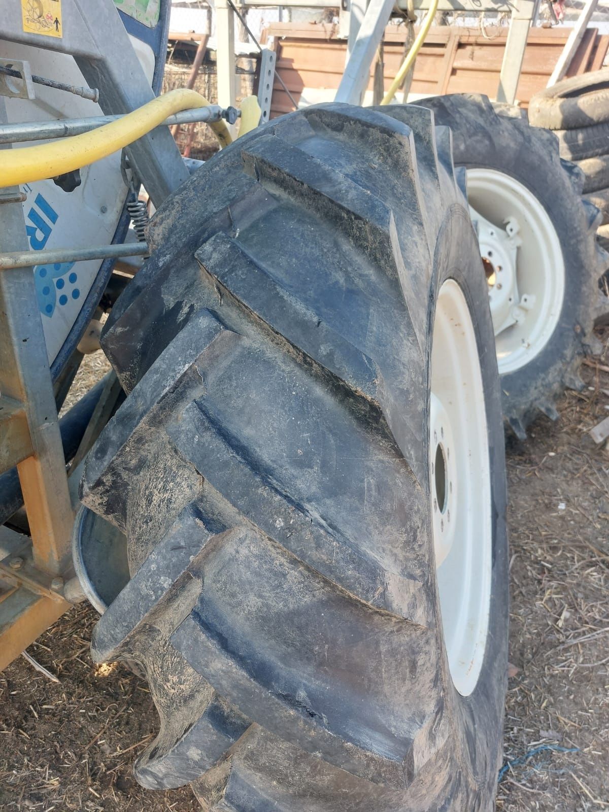 Vand roti tractor 16.9/14-30