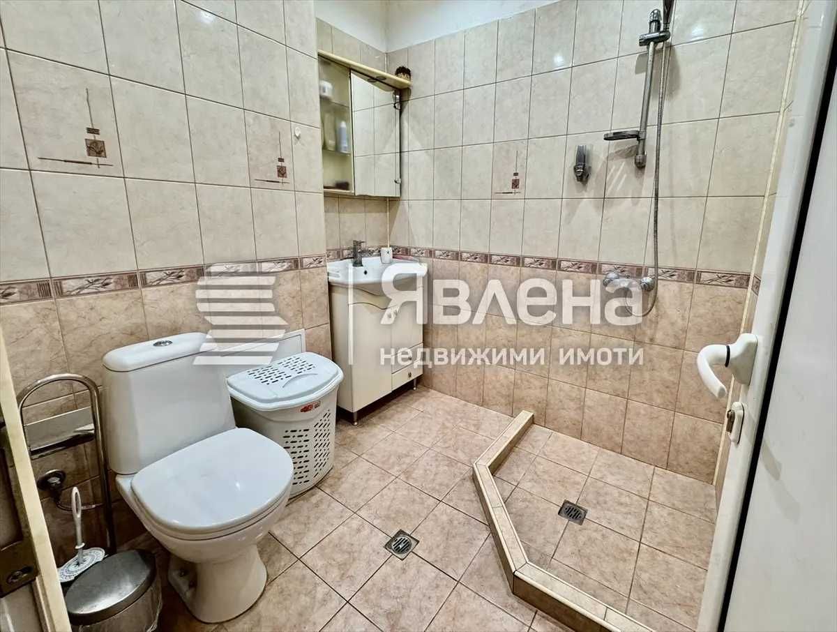 Апартамент с 3 отделни стаи