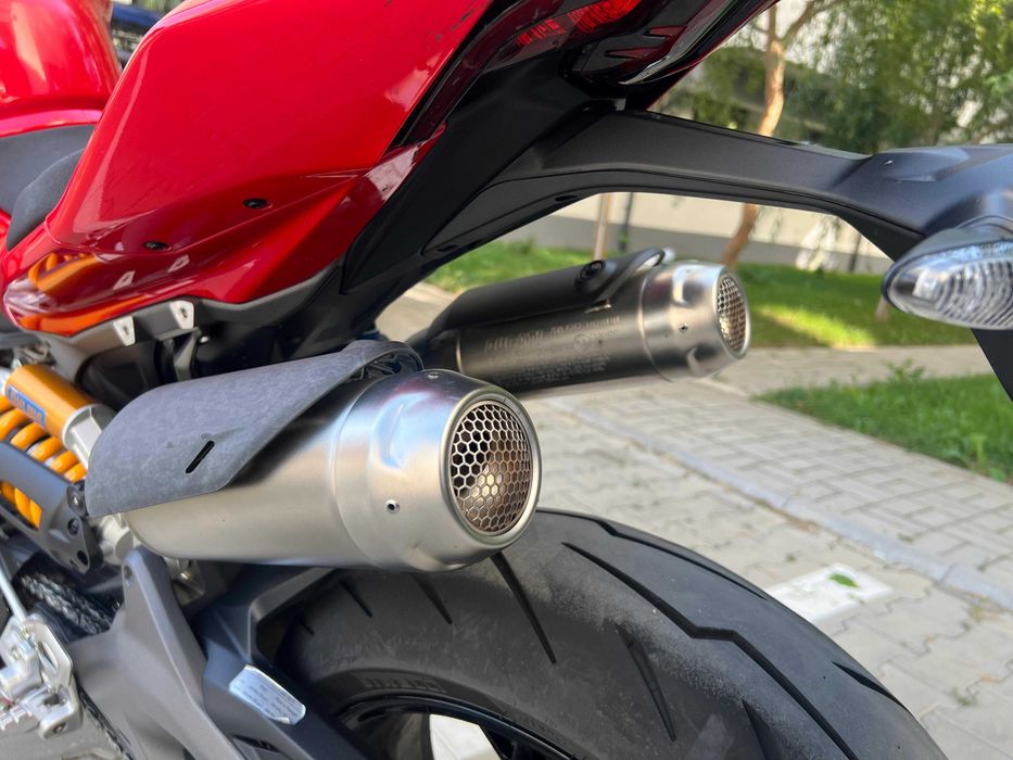 Ducati Panigale V2 S 2025