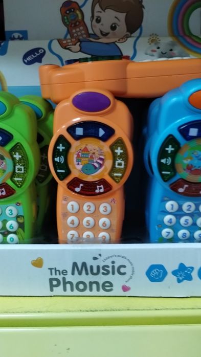 Интерактивен телефон за деца