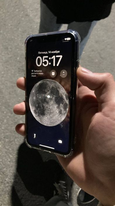 Продам айфон ХР 128