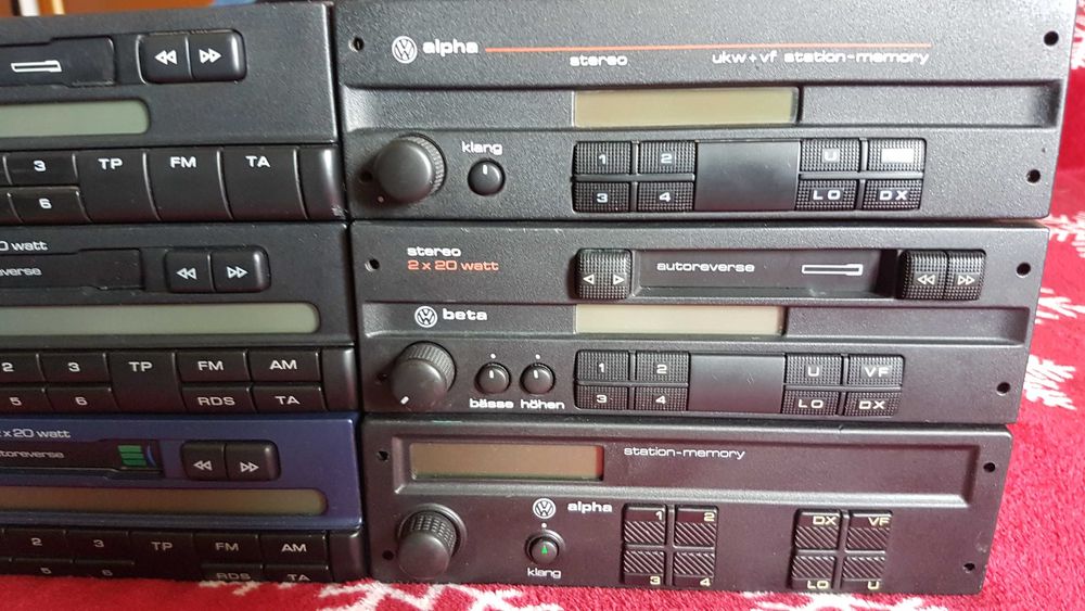 Alpha 2 Alpha 3  Alpha 4 , Beta 3 , Beta 4 VW oldtimer radio casetofon