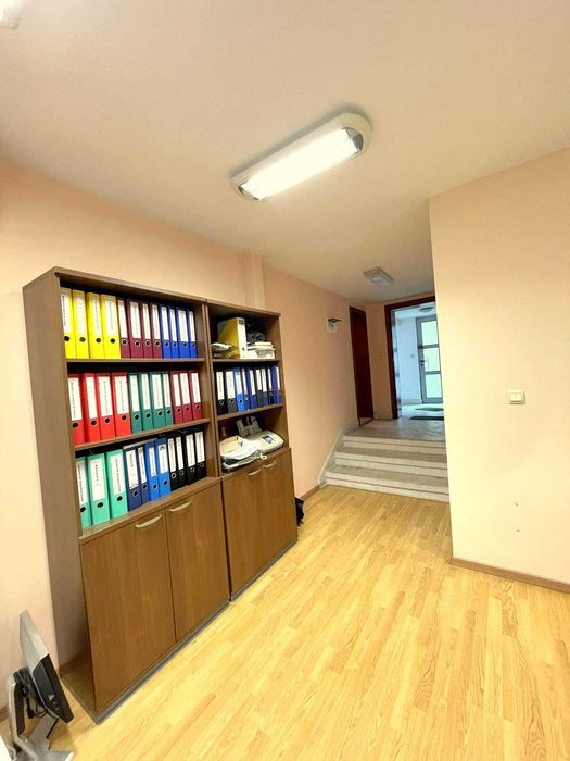 Продава се Офис в Варна, Спортна зала - 83 кв.м за 1627 €/кв.м - Снимка #10