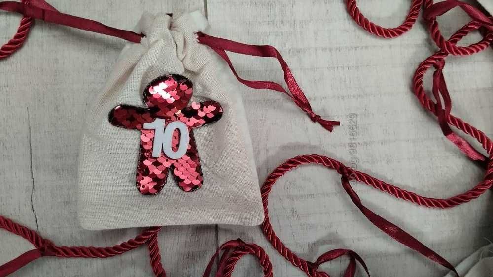 Коледен адвент календар 24 дена до Коледа тип герлянд