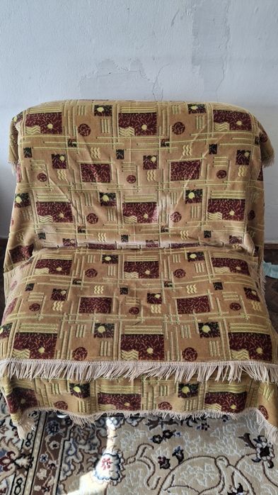 Продам 2  кресла