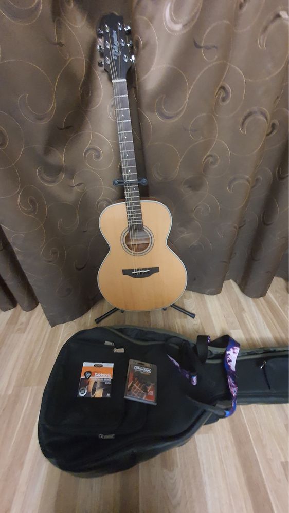 Chitara Takamine G Series + Husa, Stativ, Corzi, Curea de umar