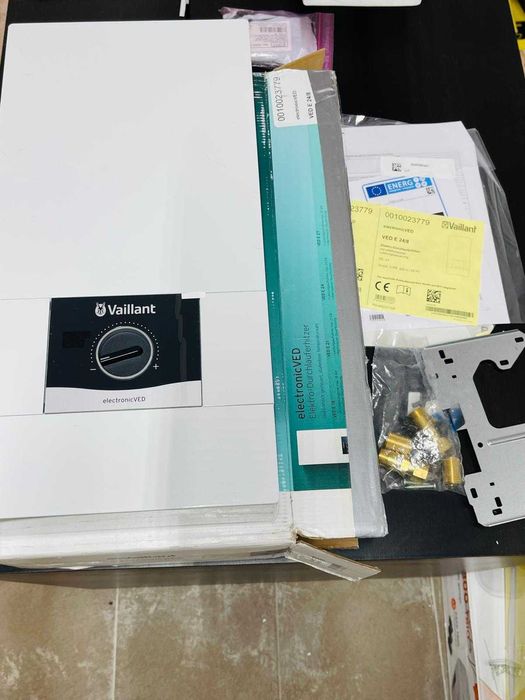 Încălzitor de apă instantaneu electronic, Vaillant VED E 24/8