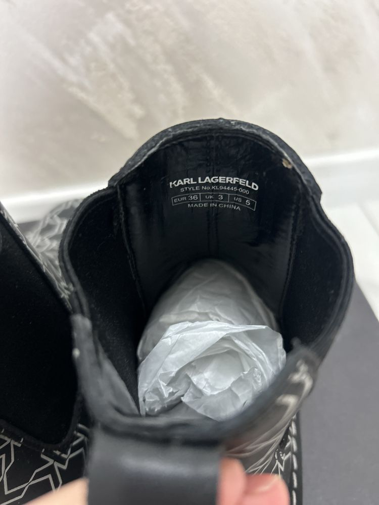 Ботички на Karl Lagerfeld