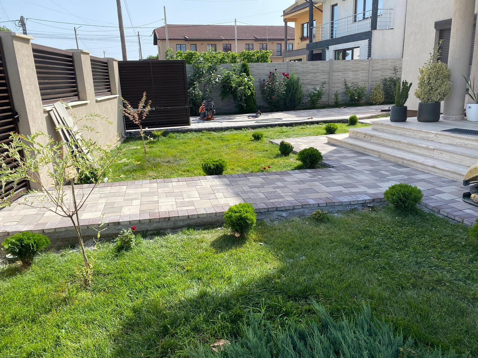 Montaj pavele/dale/borduri/rigole