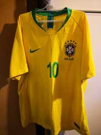 Vând tricou Nike Brazilia