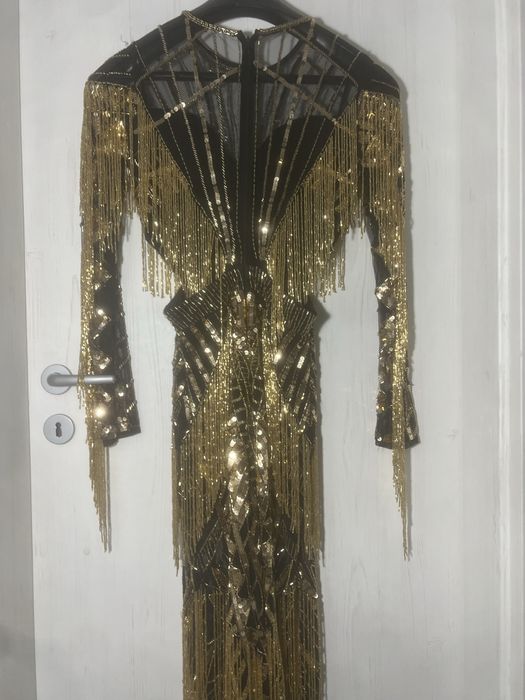 Rochie neagra cu paiete aurii si franjuri marimea S