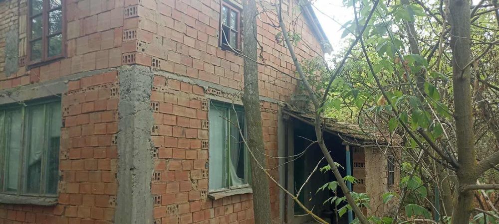 Продавам къща в с.Красен