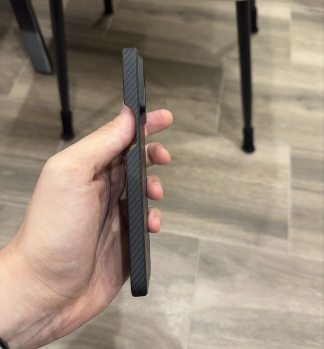 Тънак Карбонов Кейс - Pitaka - iPhone 15 Pro max