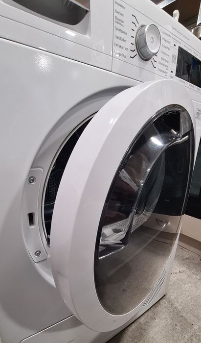 Сушилня с термопомпа Bosch Serie 8 WTW875V1 8кг А+++