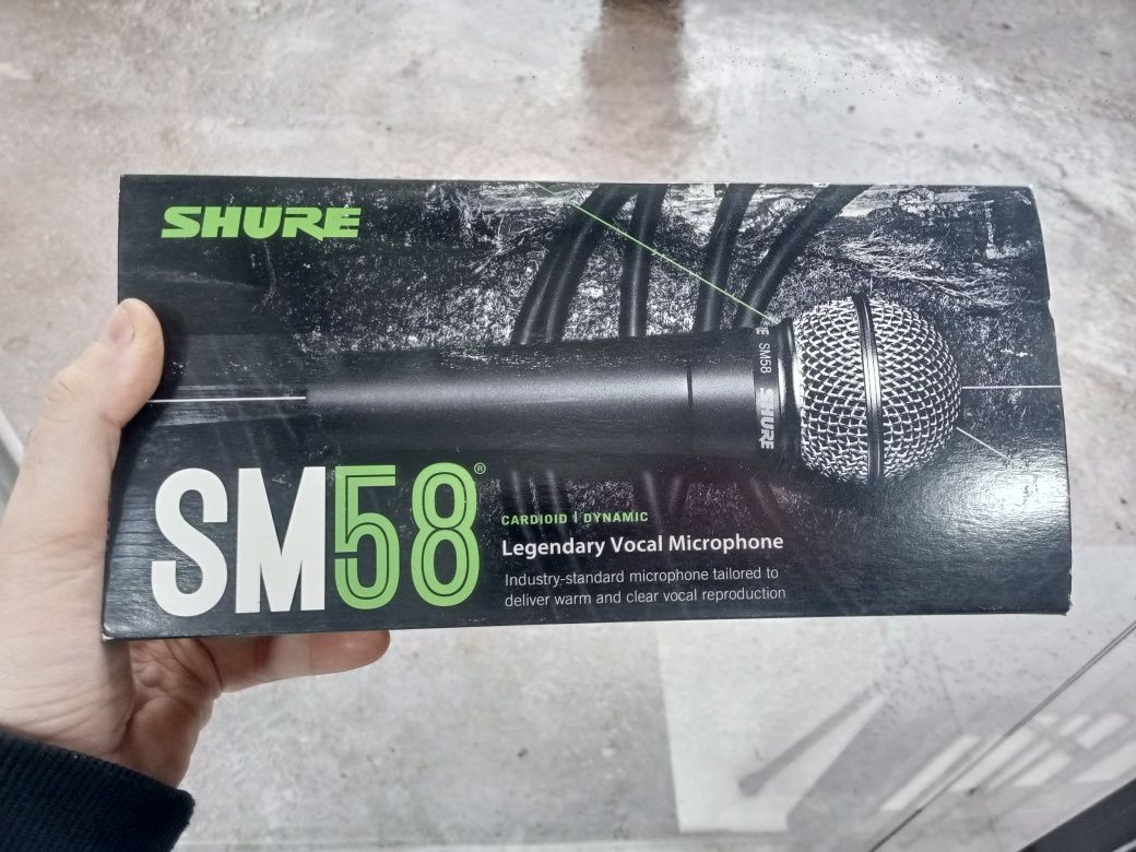 Продается Микрофон Shure обсалютно новый есть и другие аппаратуры